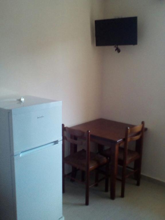 Apartaments Sara Ksamil Esterno foto